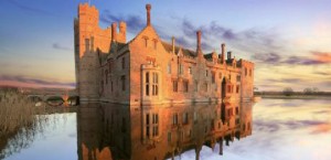 Oxburgh Hall POSTS FEATURE PICTURES-Oxburgh Hall